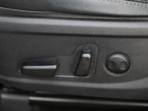 Used 2019 Hyundai Santa Fe Limited FWD image 21