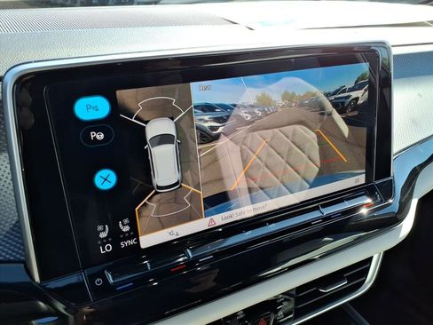 New 2026 Volkswagen Atlas Cross Sport SEL Premium R-Line image 20