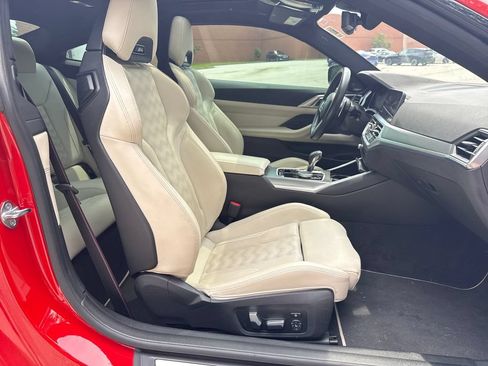 Used 2022 BMW M4 Competition w/ Executive Package RWD image 25
