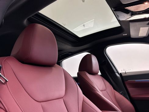 Certified 2025 BMW i4 eDrive40 RWD image 25
