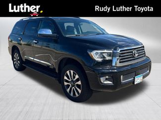 Used 2021 Toyota Sequoia Limited w/ Safety & Convenience Package AWD/4WD video 1