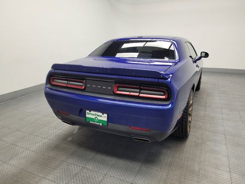 Used 2019 Dodge Challenger SXT RWD image 7