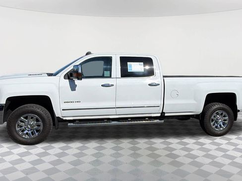 Used 2019 Chevrolet Silverado 2500 LTZ w/ Duramax Plus Package AWD/4WD image 8