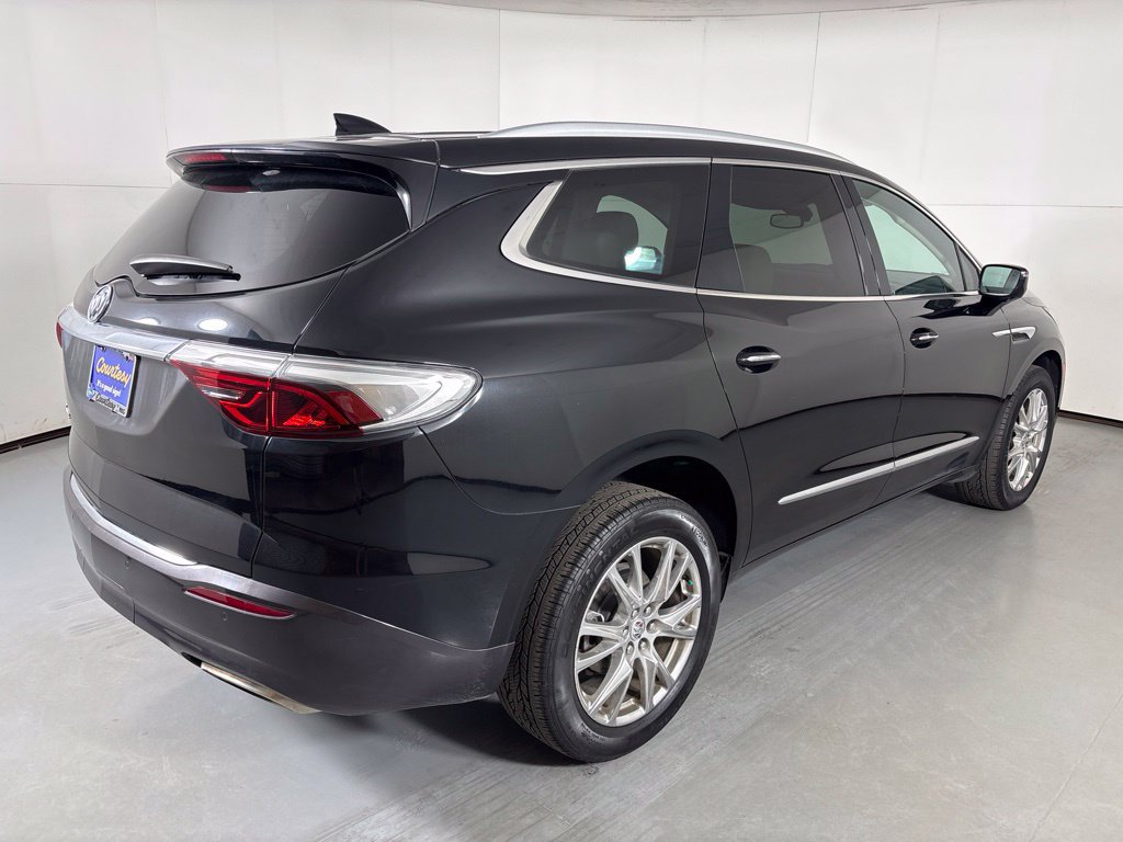Used 2023 Buick Enclave Essence w/ Experience Buick Package FWD image 8