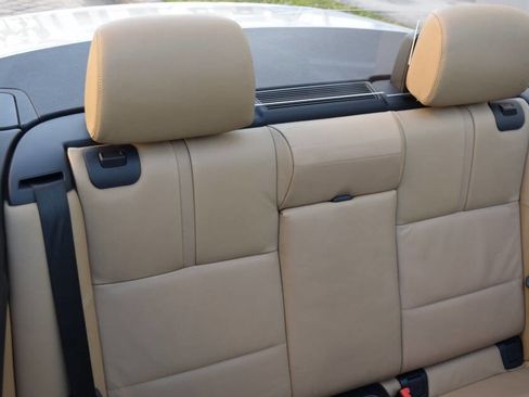 Used 2011 BMW M3 Convertible image 63