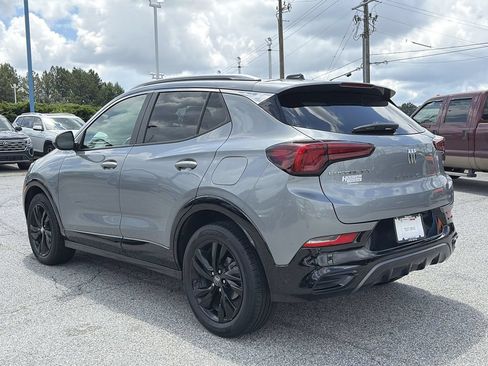 Used 2024 Buick Encore GX Sport Touring FWD image 24