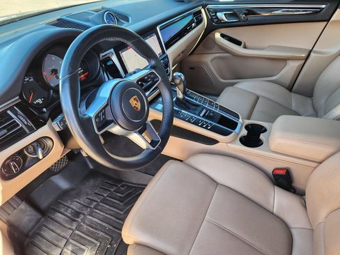 Used 2021 Porsche Macan S AWD/4WD image 7