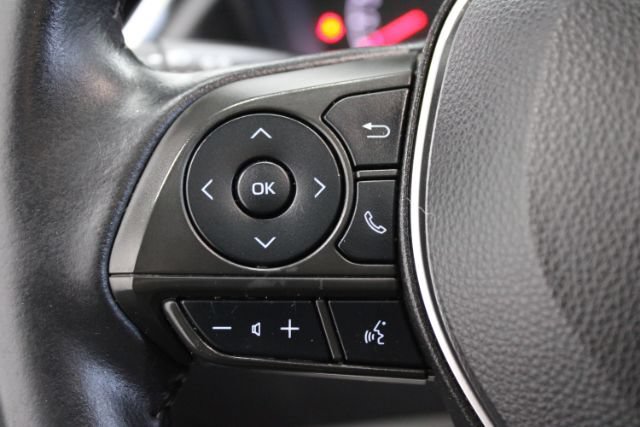 Used 2022 Toyota Corolla Cross LE w/ Moonroof Package FWD image 19