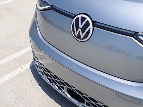 New 2025 Volkswagen ID. Buzz Pro S RWD image 8