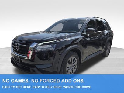 Used 2025 Nissan Pathfinder SV