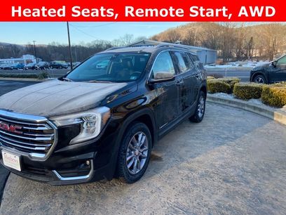 Used 2024 GMC Terrain SLT