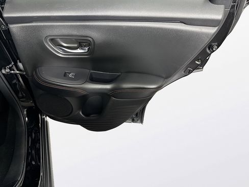 Used 2023 Honda HR-V Sport image 28