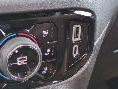 New 2026 Chevrolet Silverado 1500 High Country w/ Technology Package AWD/4WD image 21