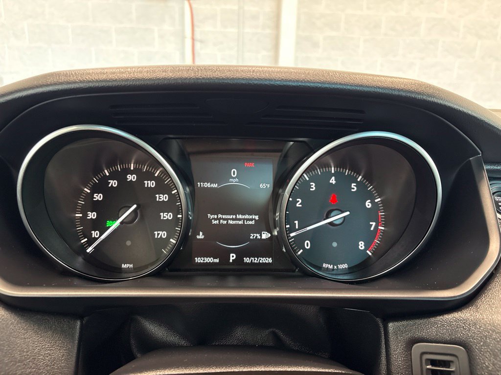 Used 2017 Land Rover Range Rover Sport SE AWD/4WD image 25