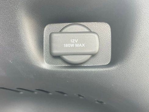 New 2026 Honda HR-V EX-L image 17