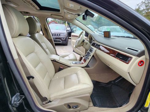 Used 2008 Volvo XC70 3.2 image 34