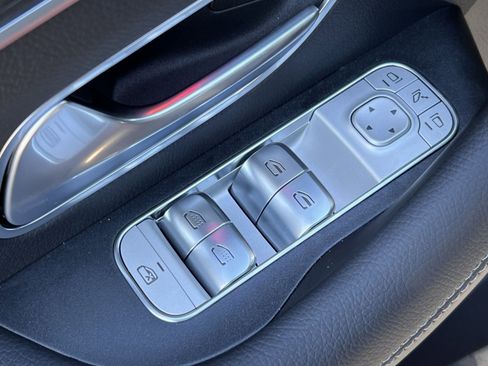 New 2026 Mercedes-Benz GLS 450 4MATIC image 13