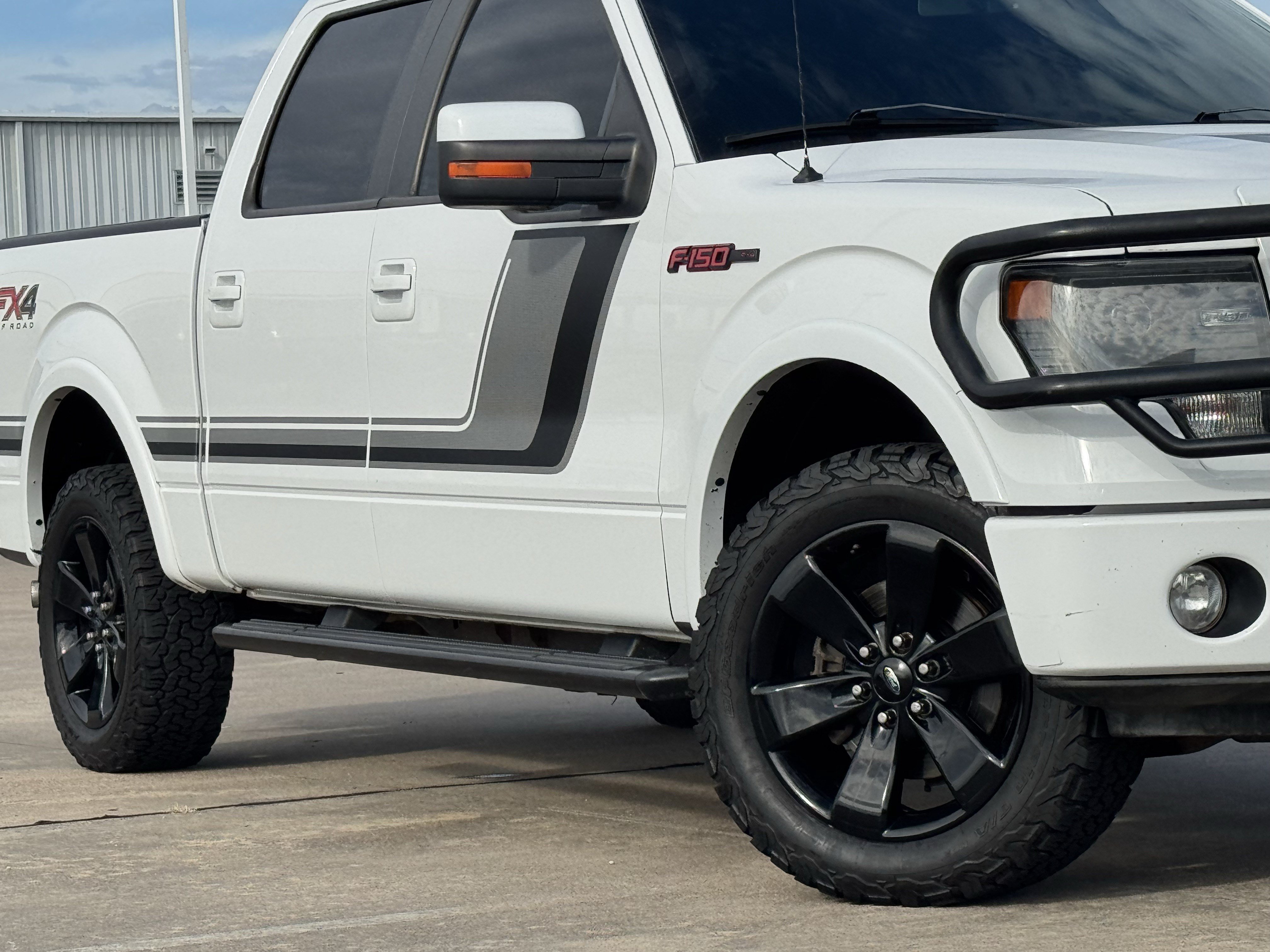 Used 2014 Ford F150 FX4 w/ Equipment Group 402A Luxury AWD/4WD image 3