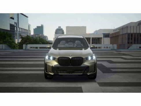 New 2026 BMW X5 xDrive50e w/ M Sport Package AWD/4WD image 3