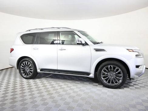 Used 2024 Nissan Armada Platinum w/ Captain's Chairs Package AWD/4WD image 8