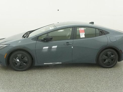 New 2026 Toyota Prius Plug-In Hybrid image 31