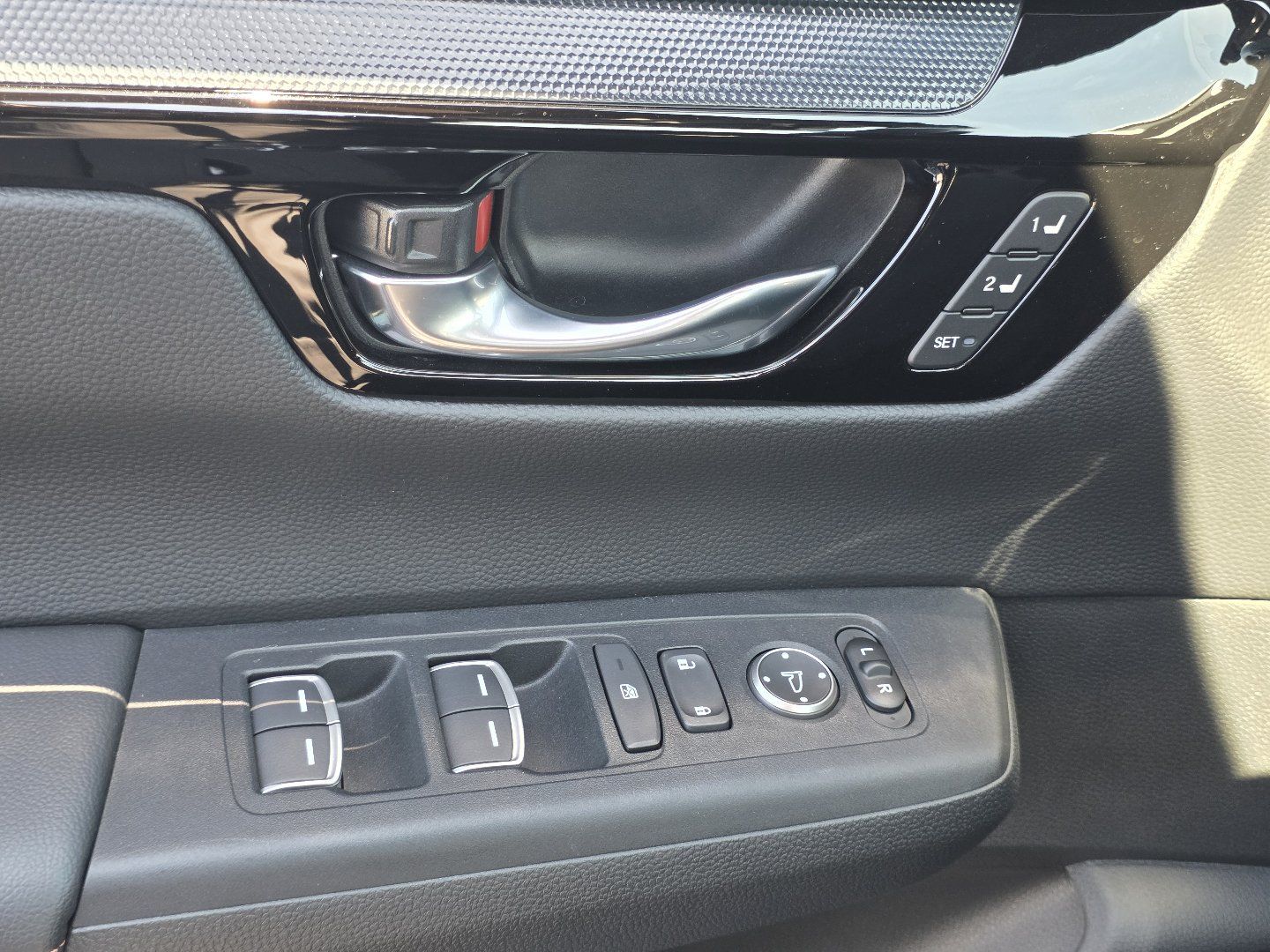 Used 2023 Honda CR-V Sport Touring image 25