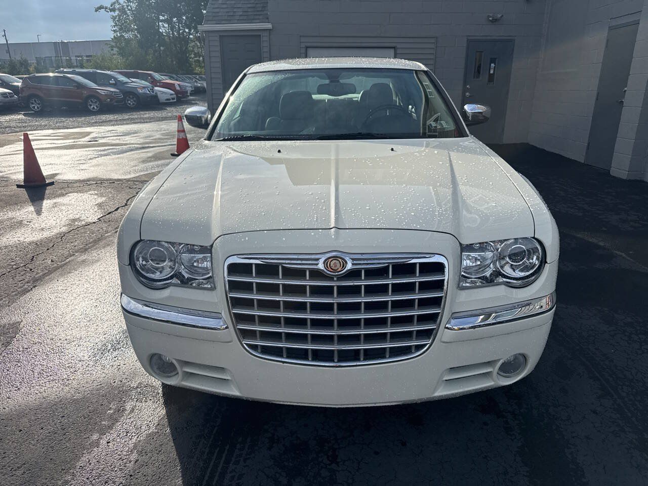 Used 2005 Chrysler 300 C w/ Sound Group II RWD image 2
