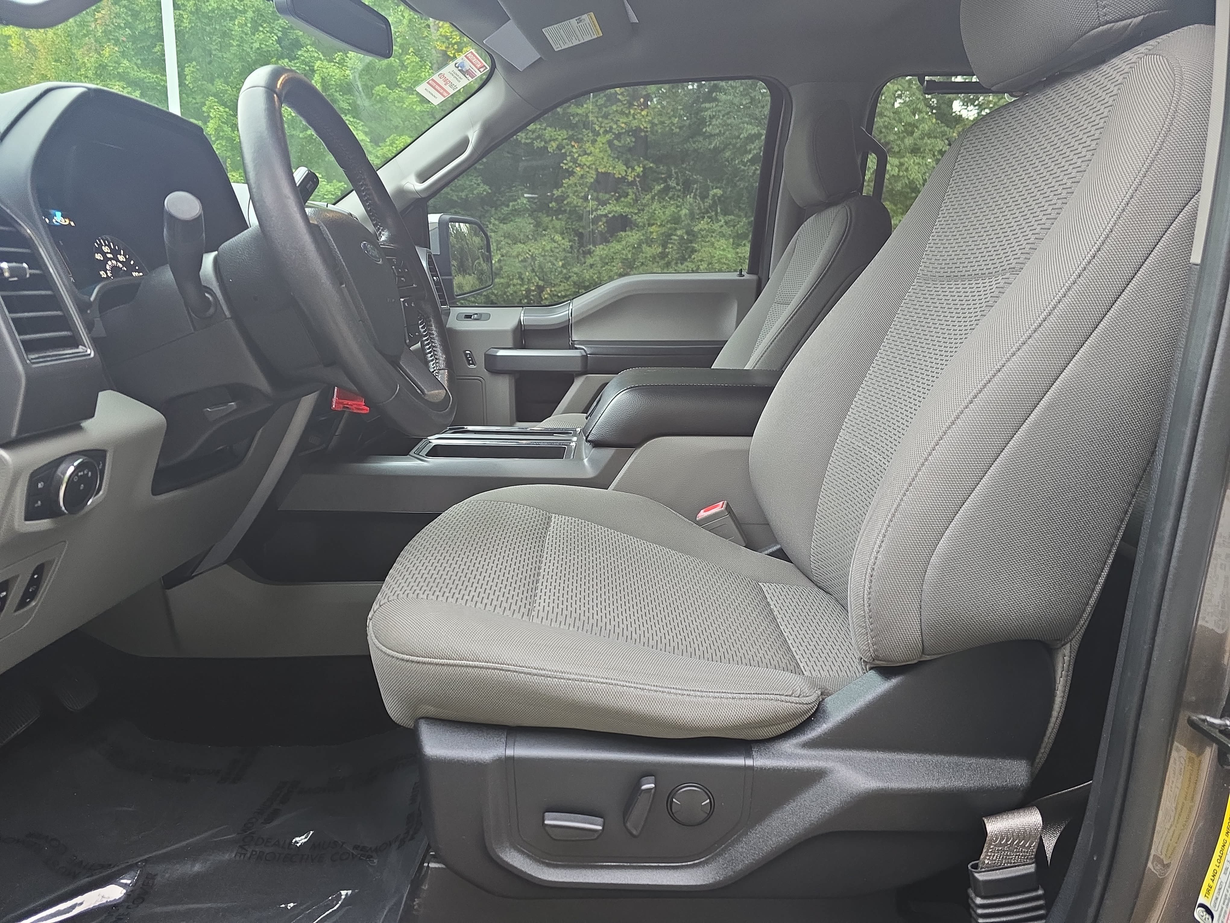 Used 2019 Ford F150 XLT w/ Equipment Group 302A Luxury AWD/4WD image 14