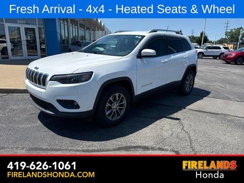 Used 2019 Jeep Cherokee Latitude Plus w/ Cold Weather Group AWD/4WD image 9