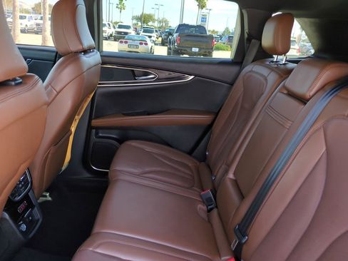 Certified 2023 Lincoln Nautilus Reserve w/ Monochromatic Package image 14