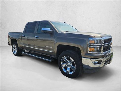 Used 2014 Chevrolet Silverado 1500 LTZ Z71 w/ LTZ Plus Package image 2
