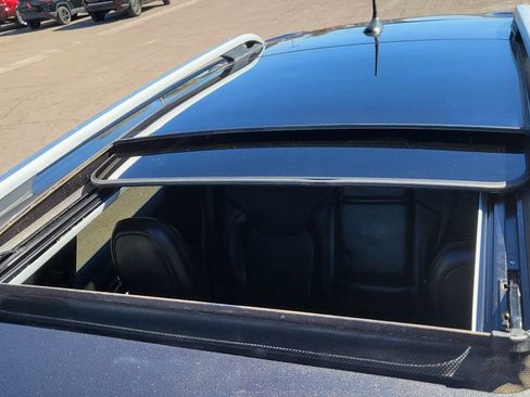 Used 2019 Jeep Cherokee Limited image 41