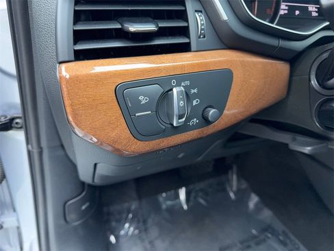 Used 2023 Audi A4 2.0T Premium w/ Convenience Package image 52