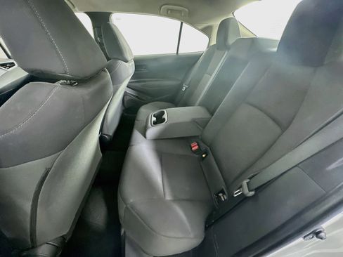 Used 2022 Toyota Corolla LE FWD image 26