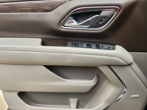 Used 2023 Chevrolet Tahoe Z71 w/ Z71 Off-Road Package image 24