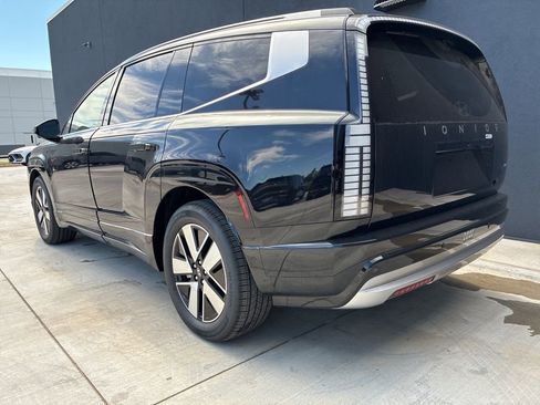 New 2026 Hyundai Ioniq 9 SEL image 5