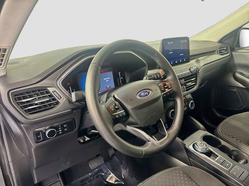 Certified 2023 Ford Escape Active FWD image 9