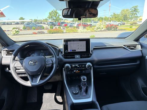 Used 2024 Toyota RAV4 SE w/ Weather & Moonroof Package AWD/4WD image 12