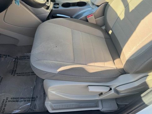 Used 2016 Ford C-MAX SE image 14