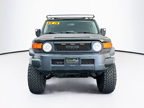 Used 2008 Toyota FJ Cruiser 4WD image 2