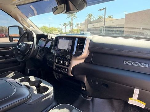 Used 2024 RAM 2500 Laramie w/ Safety Group AWD/4WD image 15