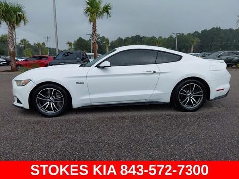 Used 2017 Ford Mustang GT Premium RWD image 8