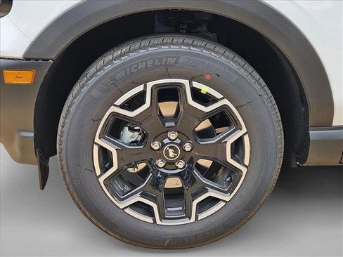 New 2025 Ford Bronco Sport Outer Banks AWD/4WD image 10