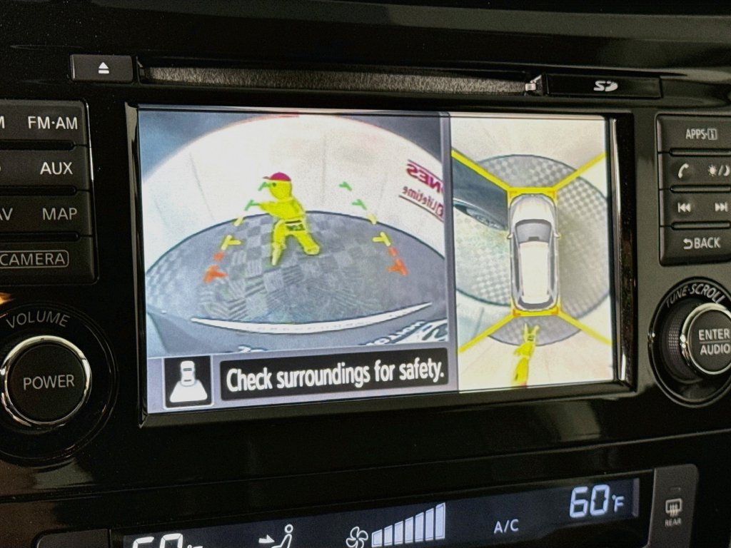 Used 2014 Nissan Rogue SL AWD/4WD image 6