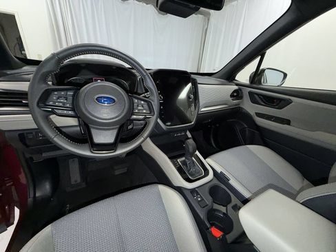 Used 2025 Subaru Forester Premium AWD/4WD image 13