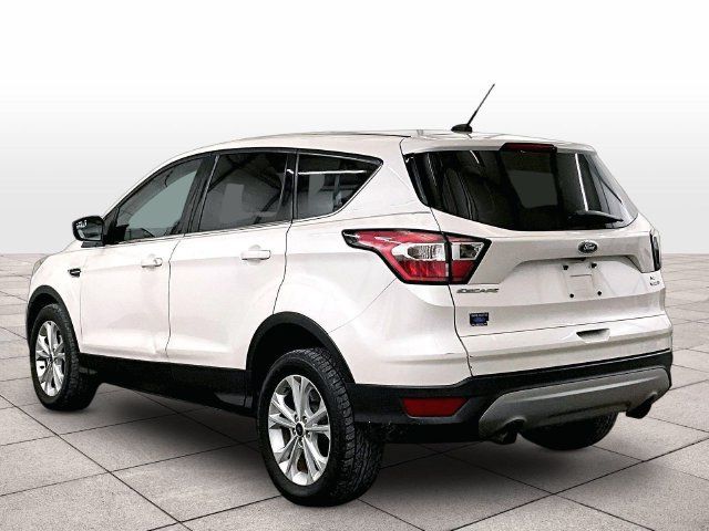Used 2017 Ford Escape SE AWD/4WD image 10