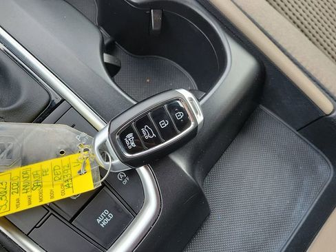 Used 2020 Hyundai Santa Fe SEL w/ Convenience Package image 36