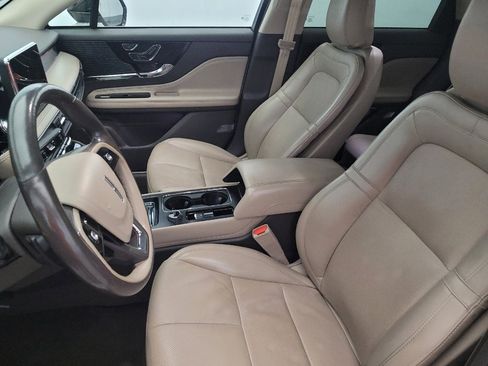 Used 2022 Lincoln Corsair AWD w/ Premium Package image 17