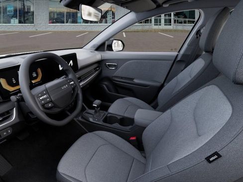 New 2026 Kia K4 LXS FWD image 17