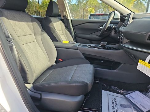 New 2026 Nissan Rogue SV FWD image 14